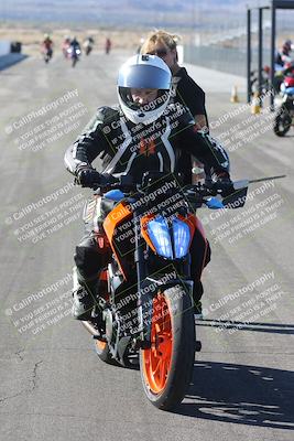 media/Dec-01-2025-Moto Forza (Mon) [[2daa91e15f]]/4-Around the Pits/